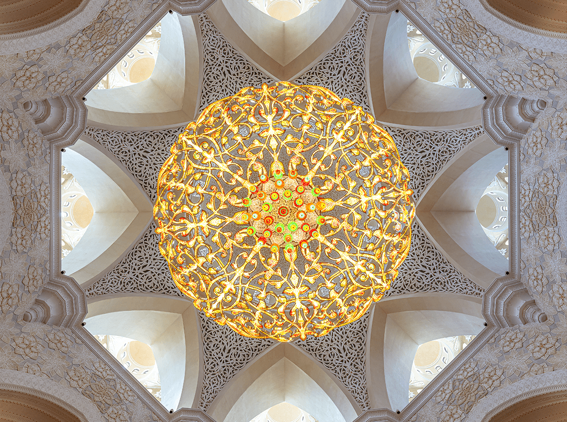 سبع رؤى من الإمارات بعدسة عماد الدين علاء الدين